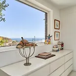 Spectacular Casa Negra